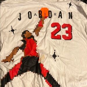 White Pixel Art Basketball Graphic T-Shirt